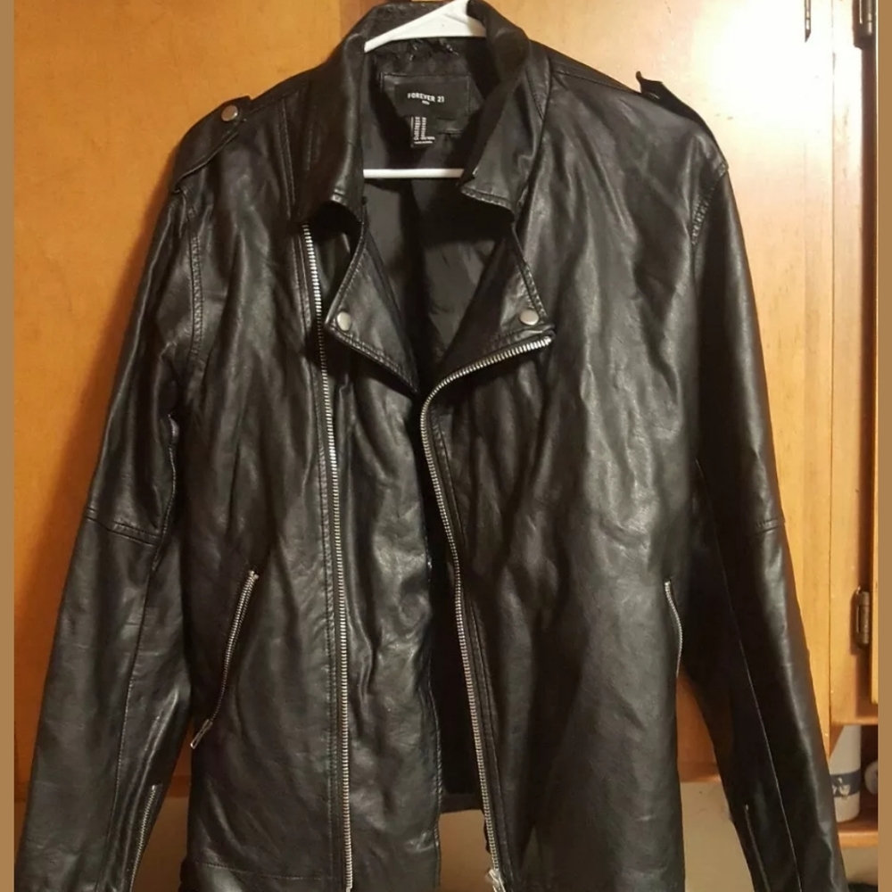 Forever 21 Faux Leather Black Moto Jacket Mens med